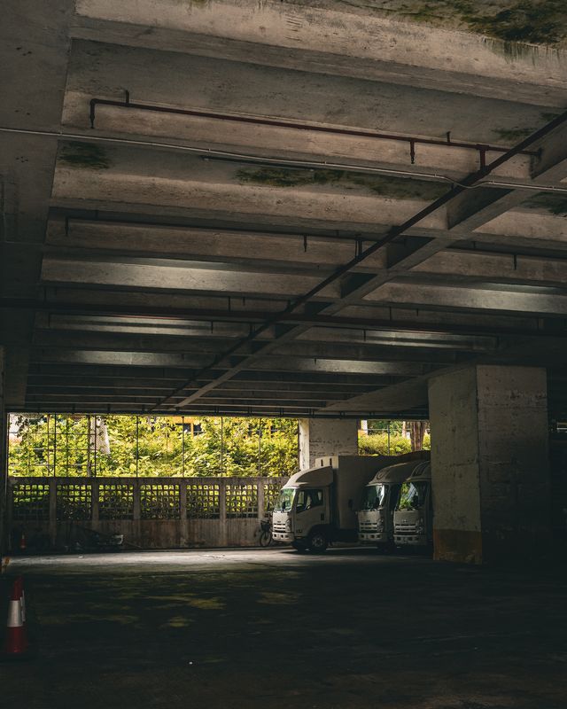 Photograph from the HarryPixel archive, frame 128.